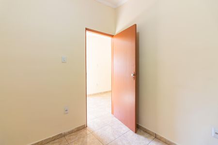 Quarto 2 de casa para alugar com 3 quartos, 80m² em Vila Osasco, Osasco