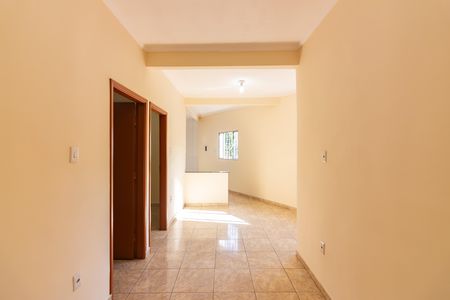 Casa para alugar com 80m², 3 quartos e sem vaga Casa para alugar com 80m², 3 quartos e sem vagaSala
