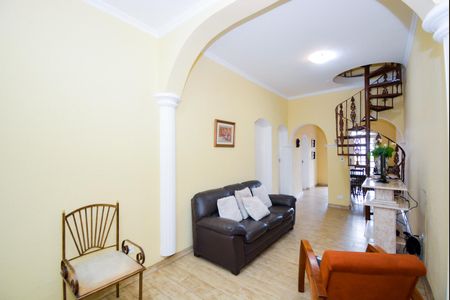 Sala de casa à venda com 4 quartos, 170m² em Jardim Santa Clara, Guarulhos