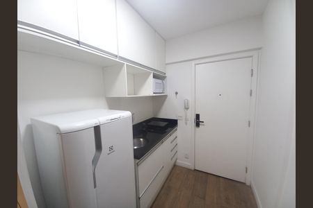 Cozinha de kitnet/studio para alugar com 1 quarto, 29m² em Bela Vista, São Paulo
