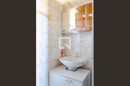 Casa para alugar com 140m², 2 quartos e 2 vagas Casa para alugar com 140m², 2 quartos e 2 vagasBanheiro