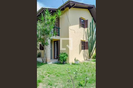 Casa para alugar com 140m², 2 quartos e 2 vagas Casa para alugar com 140m², 2 quartos e 2 vagasÁrea Externa