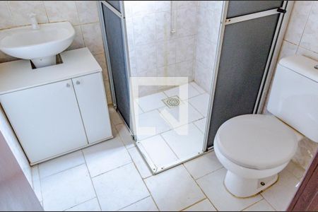 Casa para alugar com 140m², 2 quartos e 2 vagas Casa para alugar com 140m², 2 quartos e 2 vagasBanheiro