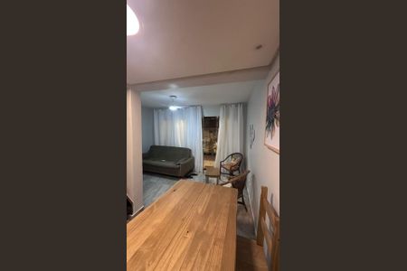 Sala de casa de condomínio para alugar com 4 quartos, 110m² em Praia do Flamengo, Salvador