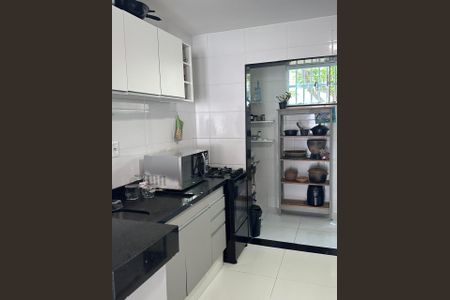 Casa de condomínio para alugar com 110m², 4 quartos e 2 vagas Casa de condomínio para alugar com 110m², 4 quartos e 2 vagasCozinha