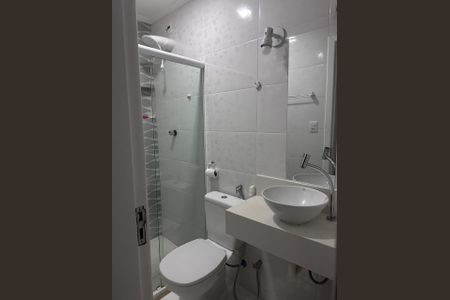 Casa de condomínio para alugar com 110m², 4 quartos e 2 vagas Casa de condomínio para alugar com 110m², 4 quartos e 2 vagasBanheiro