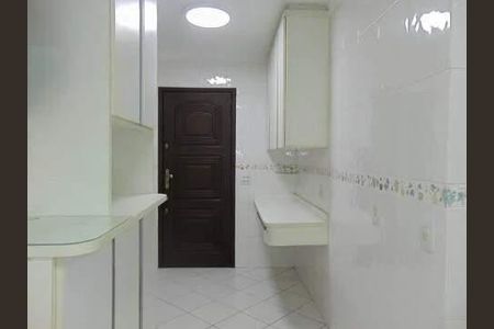 Apartamento à venda com 64m², 2 quartos e 1 vaga