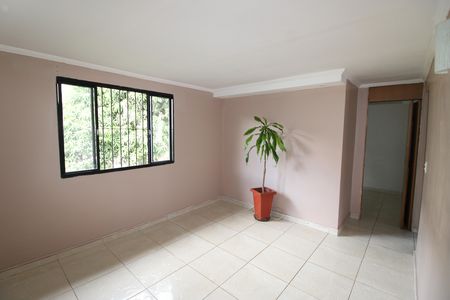 Sala de apartamento para alugar com 2 quartos, 42m² em Conjunto Residencial José Bonifácio, São Paulo