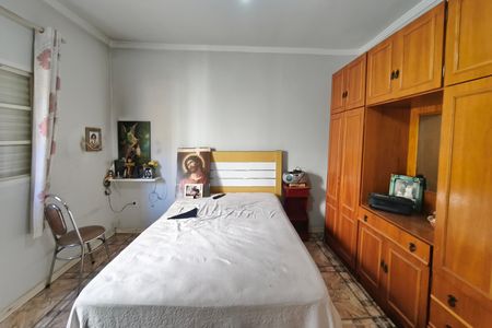 Casa à venda com 195m², 2 quartos e 4 vagas Casa à venda com 195m², 2 quartos e 4 vagasQuarto 2