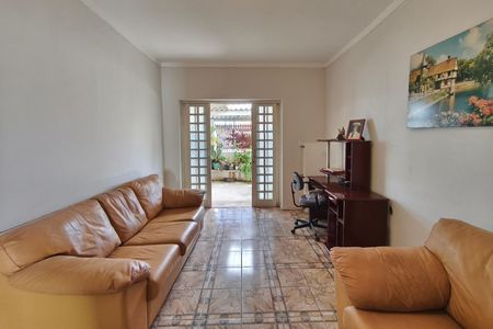 Sala de Estar de casa à venda com 2 quartos, 195m² em Jardim do Lago, Campinas