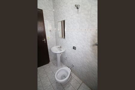Casa para alugar com 60m², 2 quartos e 2 vagasBanheiro