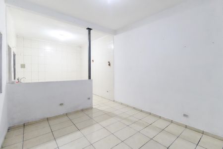 Sala de casa para alugar com 2 quartos, 75m² em Jardim, São Paulo
