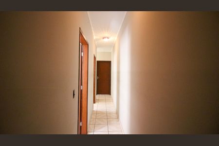 Casa à venda com 188m², 5 quartos e 3 vagas