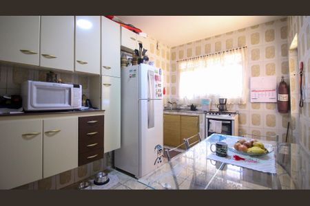 Casa à venda com 188m², 5 quartos e 3 vagas