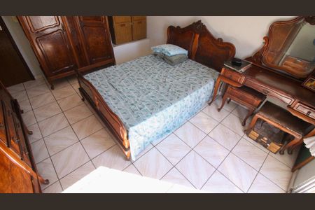 Casa à venda com 188m², 5 quartos e 3 vagas