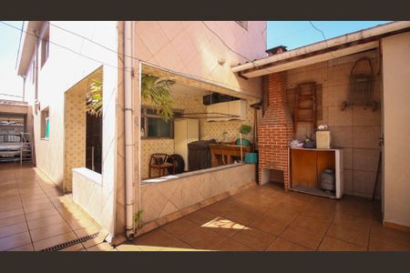 Casa à venda com 188m², 5 quartos e 3 vagas