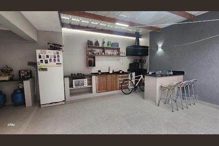 Casa à venda com 200m², 3 quartos e 2 vagas
