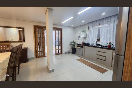 Casa à venda com 200m², 3 quartos e 2 vagas