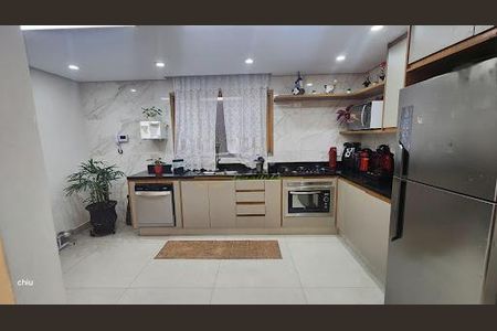Casa à venda com 200m², 3 quartos e 2 vagas