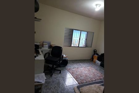 Casa à venda com 162m², 3 quartos e 5 vagas