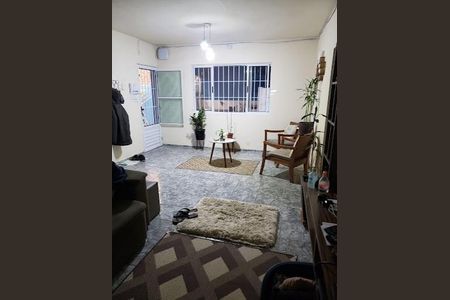 Casa à venda com 162m², 3 quartos e 5 vagas