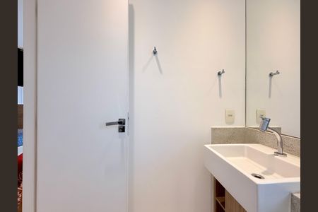 Banheiro  de kitnet/studio para alugar com 1 quarto, 38m² em Campo Belo, São Paulo