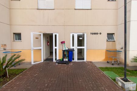 Apartamento para alugar com 47m², 2 quartos e 1 vaga Apartamento para alugar com 47m², 2 quartos e 1 vagaFachada do bloco