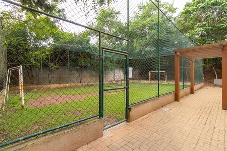 Apartamento para alugar com 47m², 2 quartos e 1 vaga Apartamento para alugar com 47m², 2 quartos e 1 vagaÁrea comum - campo de futebol
