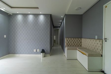 Sala de apartamento para alugar com 2 quartos, 47m² em Chácara Granja Velha, Cotia