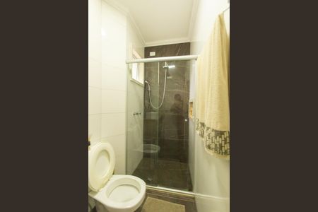 Casa de condomínio à venda com 140m², 3 quartos e 2 vagas Casa de condomínio à venda com 140m², 3 quartos e 2 vagasBanheiro da Suite