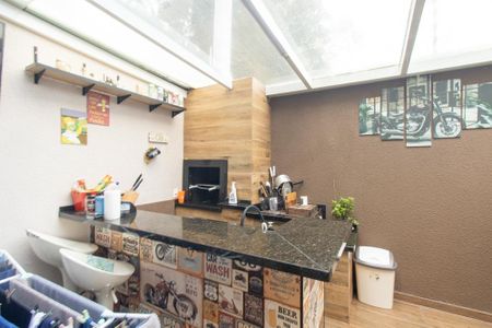 Casa de condomínio à venda com 140m², 3 quartos e 2 vagas Casa de condomínio à venda com 140m², 3 quartos e 2 vagasVaranda gourmet