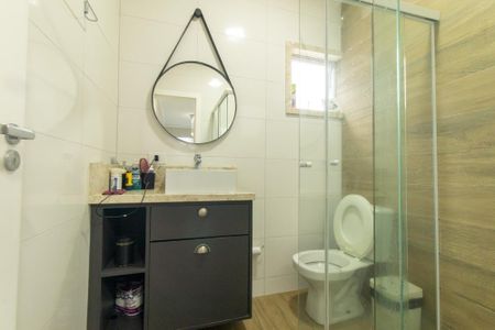 Casa de condomínio à venda com 140m², 3 quartos e 2 vagas Casa de condomínio à venda com 140m², 3 quartos e 2 vagasBanheiro Social