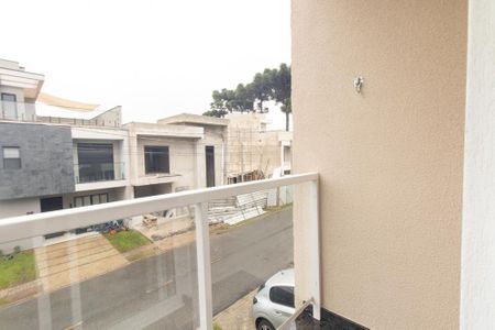 Casa de condomínio à venda com 140m², 3 quartos e 2 vagas Casa de condomínio à venda com 140m², 3 quartos e 2 vagasVaranda do Quarto 2 Suite