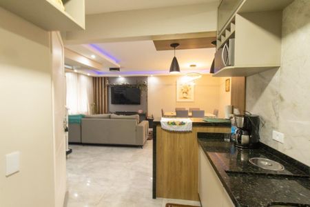 Casa de condomínio à venda com 140m², 3 quartos e 2 vagas Casa de condomínio à venda com 140m², 3 quartos e 2 vagasCozinha