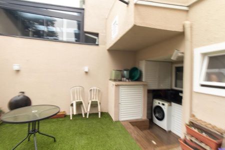 Casa de condomínio à venda com 140m², 3 quartos e 2 vagas Casa de condomínio à venda com 140m², 3 quartos e 2 vagasÁrea de Serviço