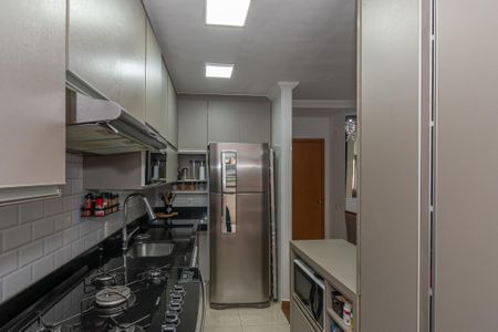 Apartamento à venda com 67m², 2 quartos e 1 vaga Apartamento à venda com 67m², 2 quartos e 1 vagaCozinha e Área de Serviço