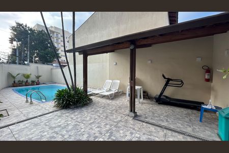 Casa de condomínio para alugar com 70m², 2 quartos e 1 vagaPiscina