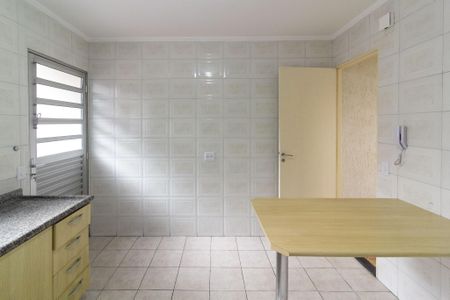 Casa de condomínio para alugar com 70m², 2 quartos e 1 vagaCozinha