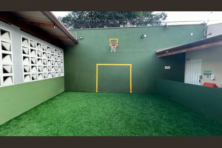 Casa de condomínio para alugar com 70m², 2 quartos e 1 vagaQuadra