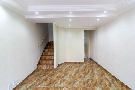 Sala de casa de condomínio para alugar com 2 quartos, 70m² em Jardim Ubirajara, São Paulo