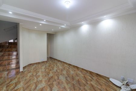 Sala de casa de condomínio para alugar com 2 quartos, 70m² em Jardim Ubirajara, São Paulo