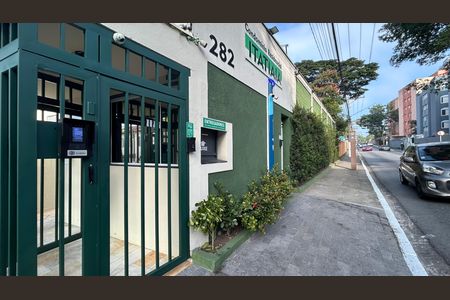 Casa de condomínio para alugar com 70m², 2 quartos e 1 vagaFachada