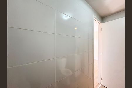 Apartamento à venda com 49m², 2 quartos e 1 vaga Apartamento à venda com 49m², 2 quartos e 1 vagaBanheiro
