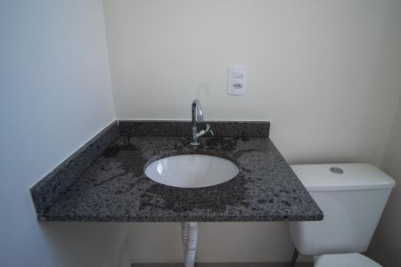 Apartamento para alugar com 43m², 2 quartos e 1 vaga Apartamento para alugar com 43m², 2 quartos e 1 vagaBanheiro