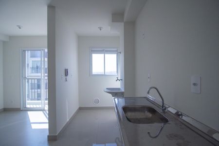 Apartamento para alugar com 43m², 2 quartos e 1 vaga Apartamento para alugar com 43m², 2 quartos e 1 vagaCozinha e Área de Serviço