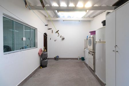 Casa à venda com 247m², 3 quartos e 6 vagasÁrea de Serviço