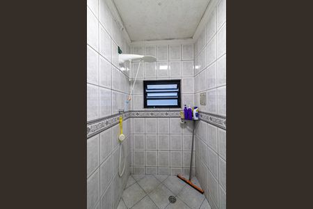 Casa à venda com 247m², 3 quartos e 6 vagasBanheiro 2