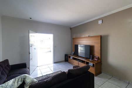 Sala de casa à venda com 3 quartos, 247m² em Cidade Líder, São Paulo