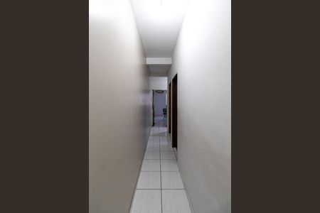 Casa à venda com 247m², 3 quartos e 6 vagasCorredor