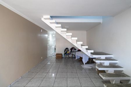 Casa à venda com 247m², 3 quartos e 6 vagasSala